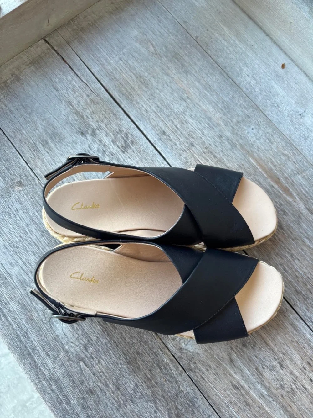 Clarke's Black Cross Over Sandel  Size US 8